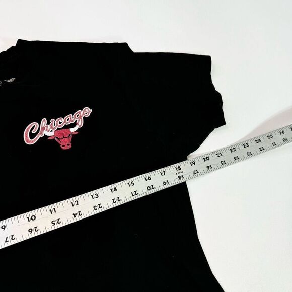 Mitchell & Ness T-Shirt Mens Medium Black Chicago Bulls  Short-Sleeve Crew-Neck - Picture 6 of 9